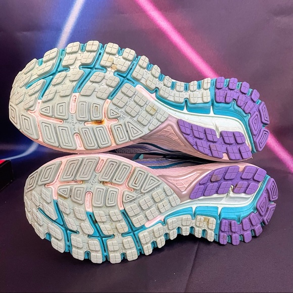 Brooks Adrenaline GTS 16 Shoe Women’s Size 7.5W - Picture 4 of 4